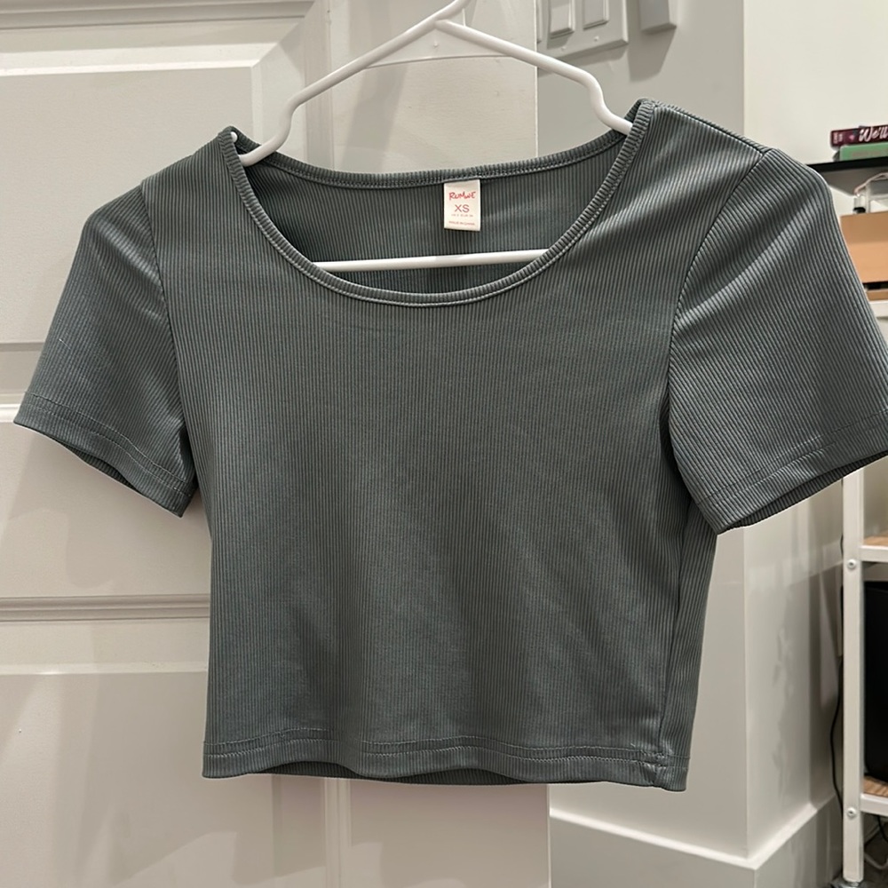 xs womans romwe shirt